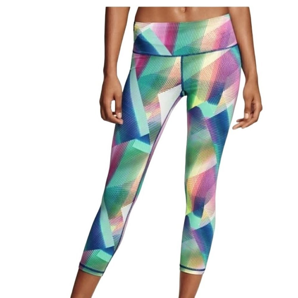 Victoria's Secret VSX Sport Knockout Capri Cropped Rainbow Geometric Leggings